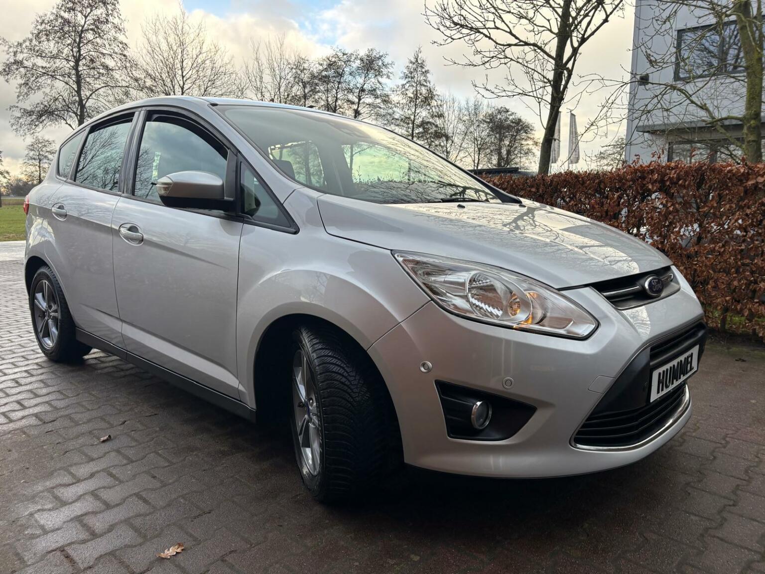 Ford-C-MAX-3